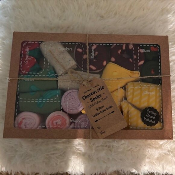 Majesty CHARCUTERIE Sock Set w/Cutting Board-9 PAIR LADIES FUN CREW SOCKS-NIB - Picture 1 of 8